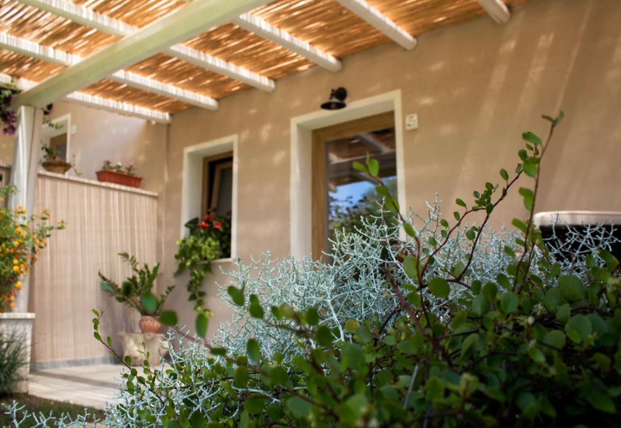 Acquamaris Tuerredda Bed & Breakfast Teulada Bagian luar foto